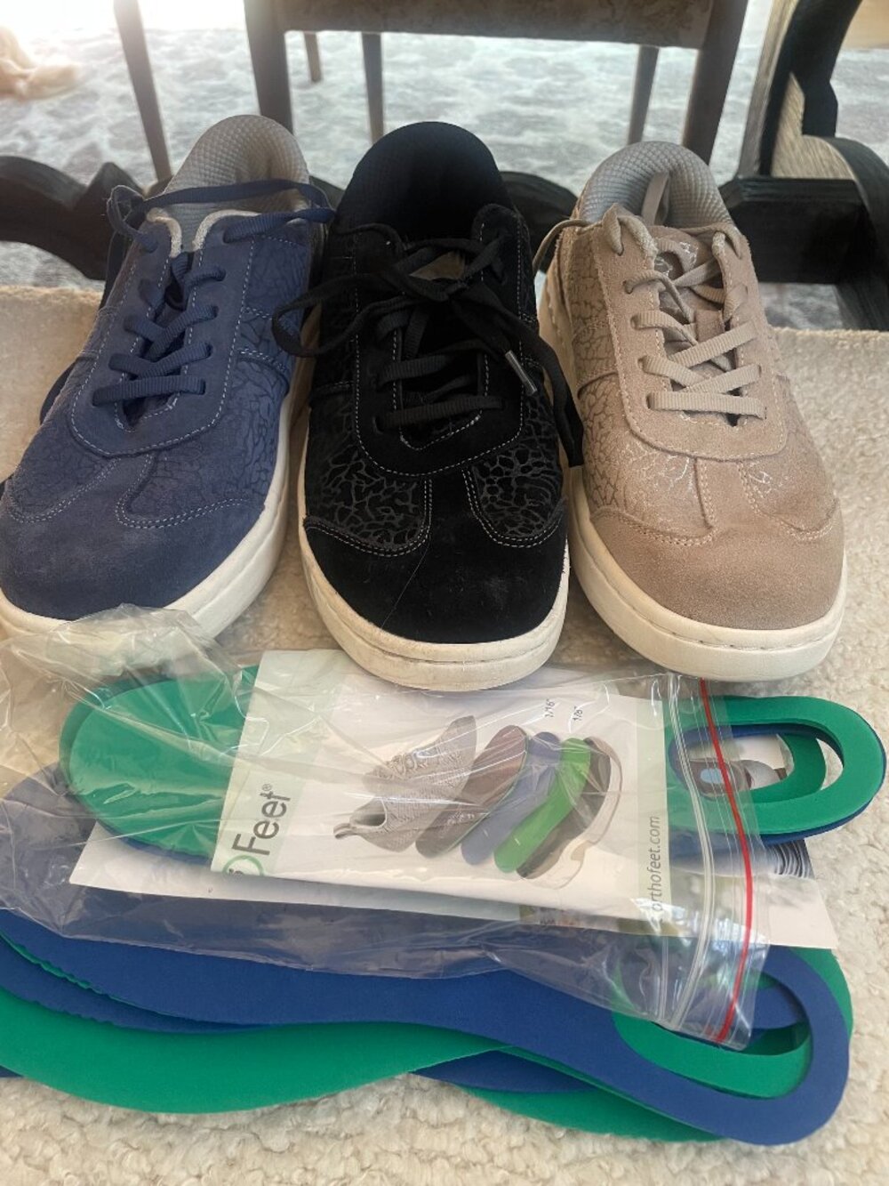 ORTHOFEET-tennis shoes- 3 pairs- size 8.5- TAN-BLUE-BLACK.